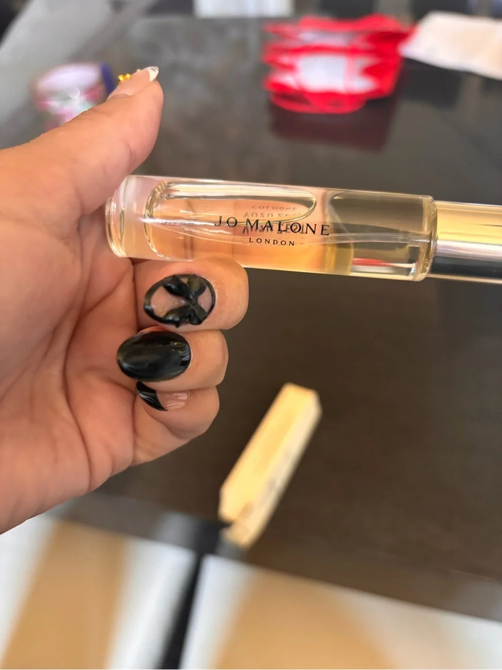 Jo Malone Yuzu Zest Travel Cologne - Yellow & Clear - Picture 7 of 8